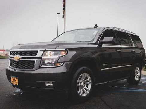 Used 2017 Chevrolet Tahoe LT image 16