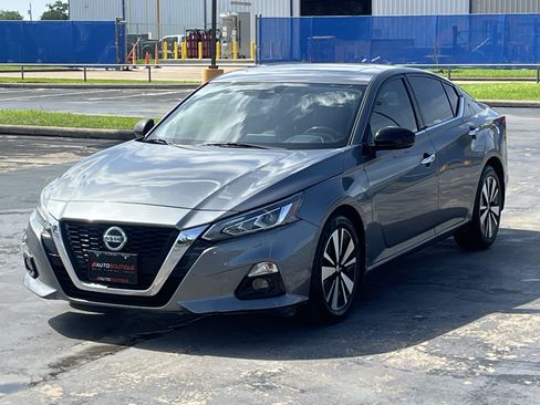 Used 2022 Nissan Altima 2.5 SL FWD image 5