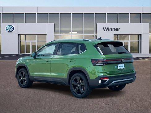 New 2026 Volkswagen Taos SEL AWD/4WD image 3