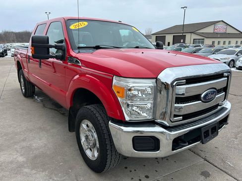 Used 2015 Ford F250 XLT w/ XLT Interior Package image 3