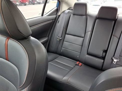 Used 2023 Nissan Sentra SR w/ SR Premium Package FWD image 18