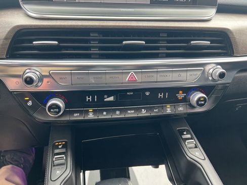 Certified 2022 Kia Telluride EX w/ EX Premium Package AWD/4WD image 56