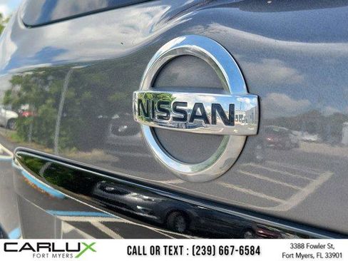 Used 2020 Nissan Pathfinder SL AWD/4WD image 12