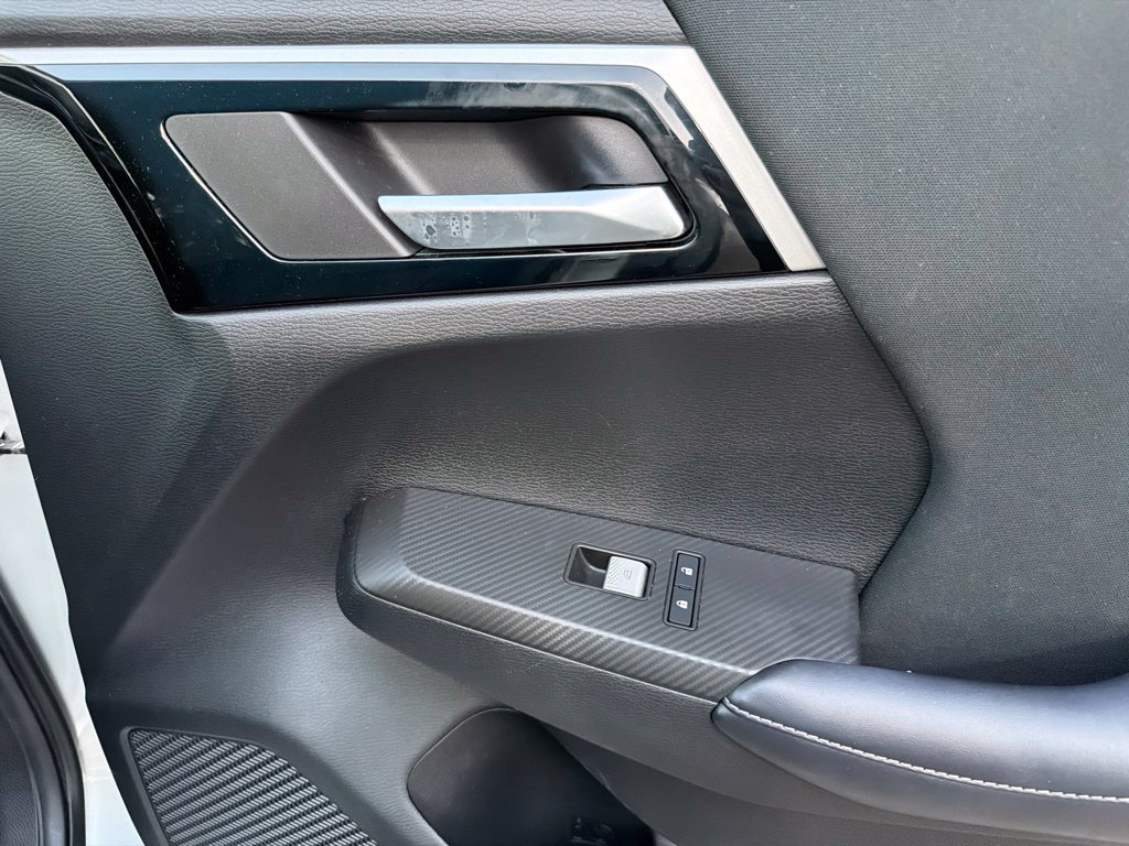 Used 2022 Mitsubishi Outlander ES FWD image 9