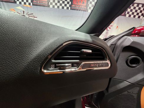 Used 2019 Dodge Challenger SRT Hellcat Redeye image 35