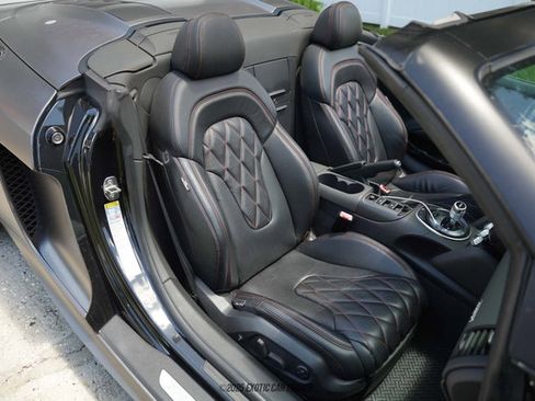 Used 2011 Audi R8 V10 image 41