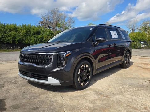 New 2026 Kia Carnival EX FWD image 4