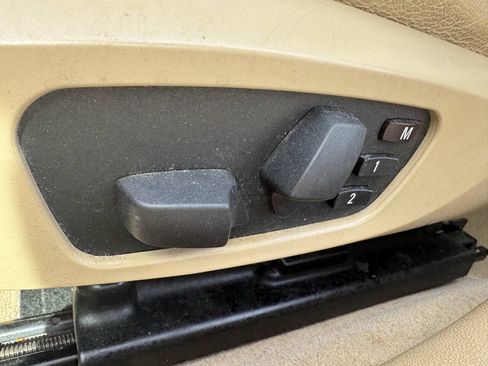 Used 2009 BMW 328i Sedan RWD image 20