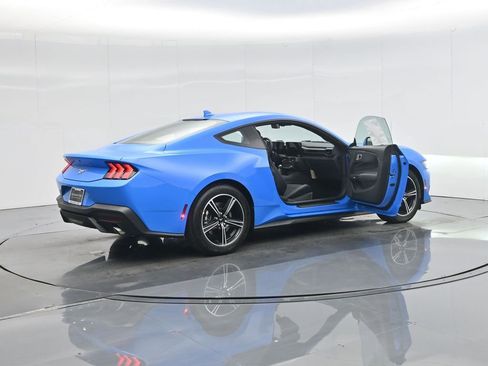 New 2025 Ford Mustang Coupe image 5