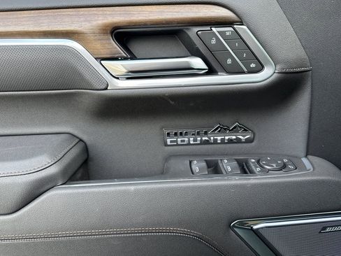 New 2026 Chevrolet Silverado 1500 High Country AWD/4WD image 10