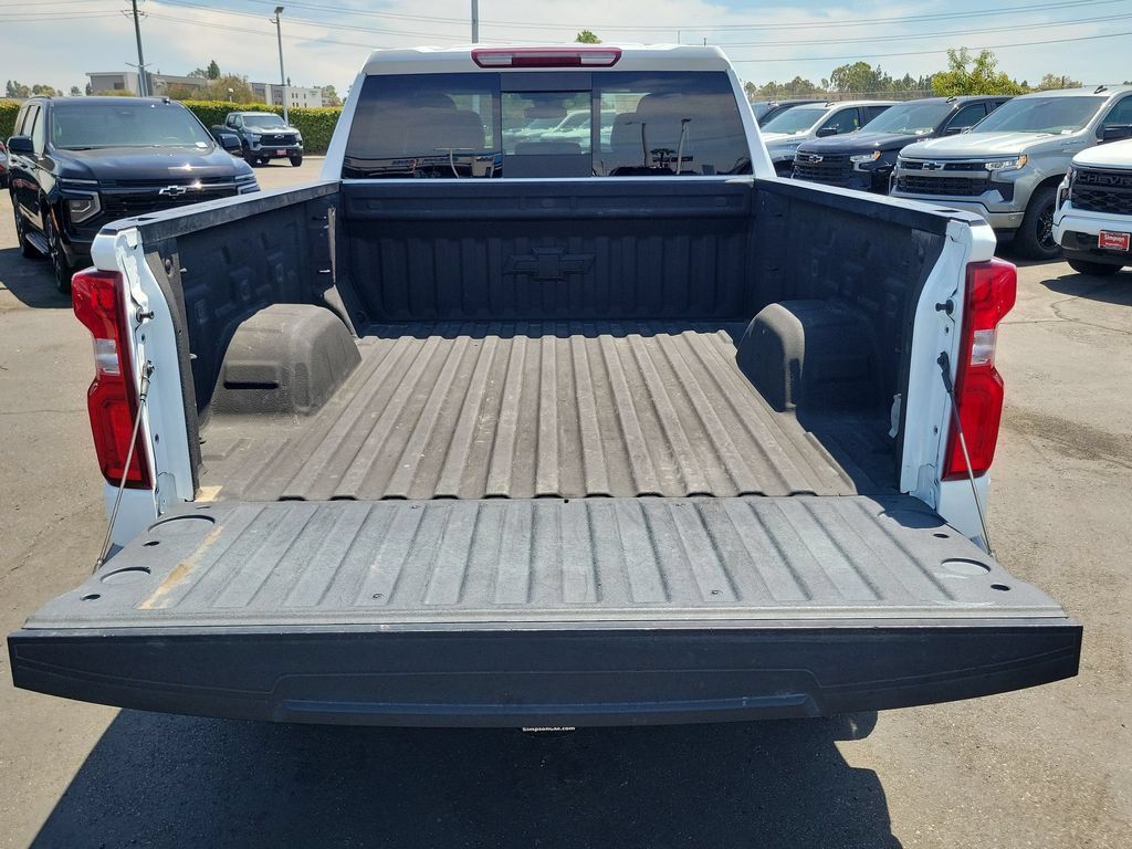 Used 2024 Chevrolet Silverado 1500 LT Trail Boss w/ Convenience Package II AWD/4WD image 27