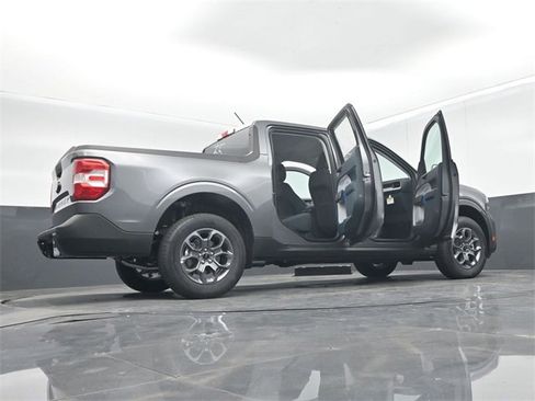 New 2025 Ford Maverick XLT w/ XLT Luxury Package image 71