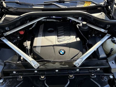 Used 2023 BMW X5 xDrive40i w/ Premium Package image 29