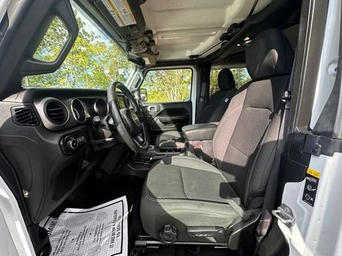 Used 2021 Jeep Wrangler Sport AWD/4WD image 23