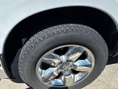 Used 2017 RAM 1500 Big Horn AWD/4WD image 11