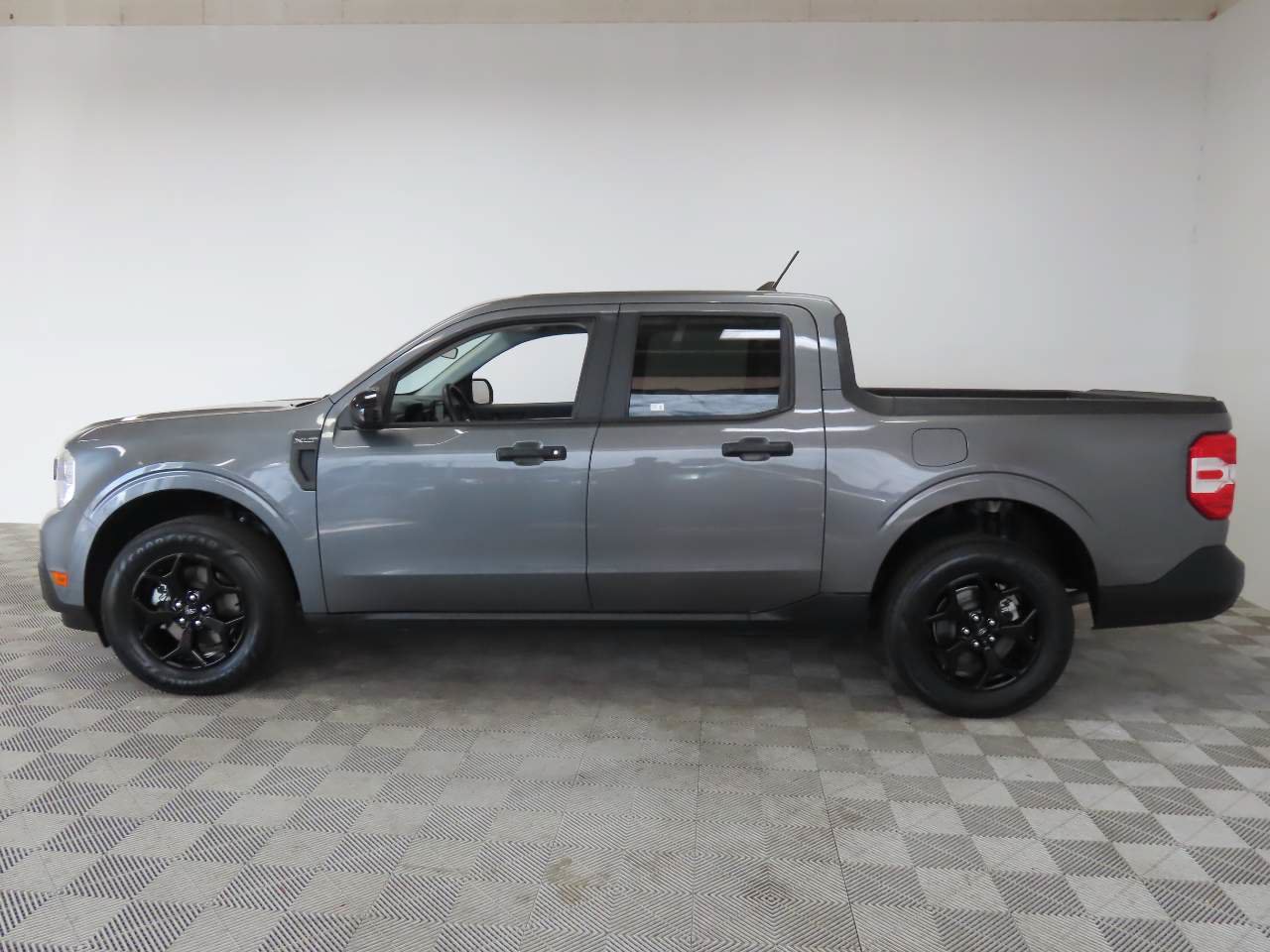 Used 2024 Ford Maverick XLT w/ XLT Luxury Package AWD/4WD image 7