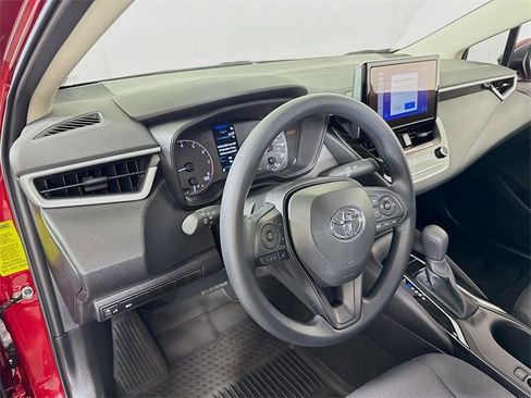 Certified 2025 Toyota Corolla LE w/ Convenience Package image 7