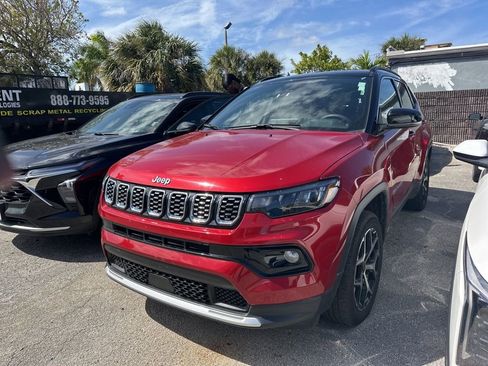 Used 2025 Jeep Compass Limited AWD/4WD image 1
