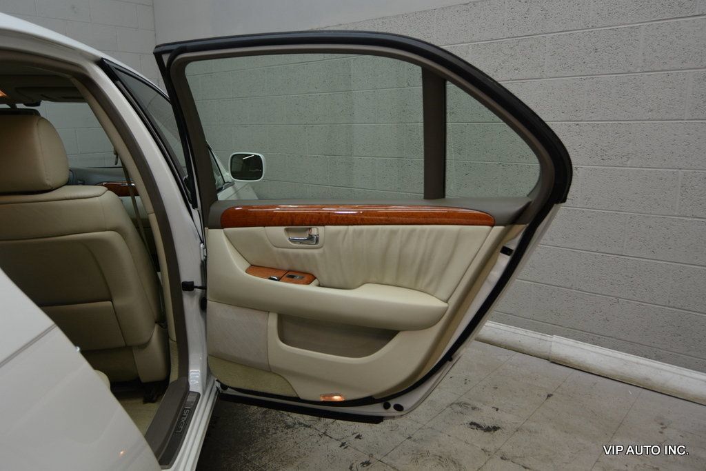 Used 2001 Lexus LS 430 RWD image 14