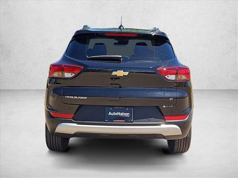 New 2026 Chevrolet TrailBlazer LT FWD image 8