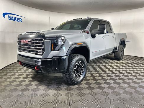 Used 2025 GMC Sierra 2500 AT4X AWD/4WD image 1