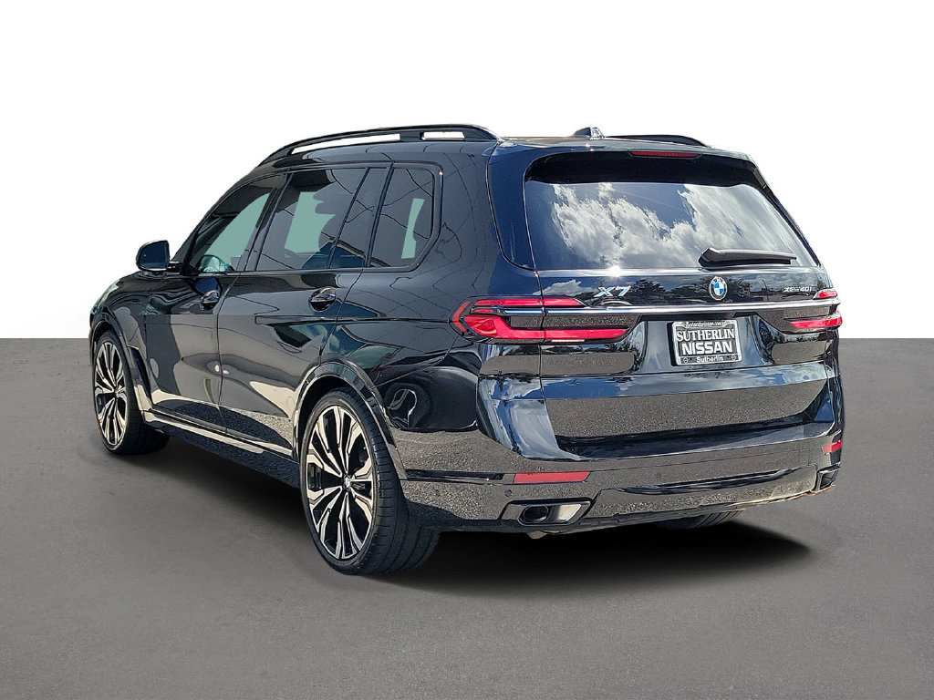Used 2024 BMW X7 xDrive40i w/ Executive Package AWD/4WD image 4