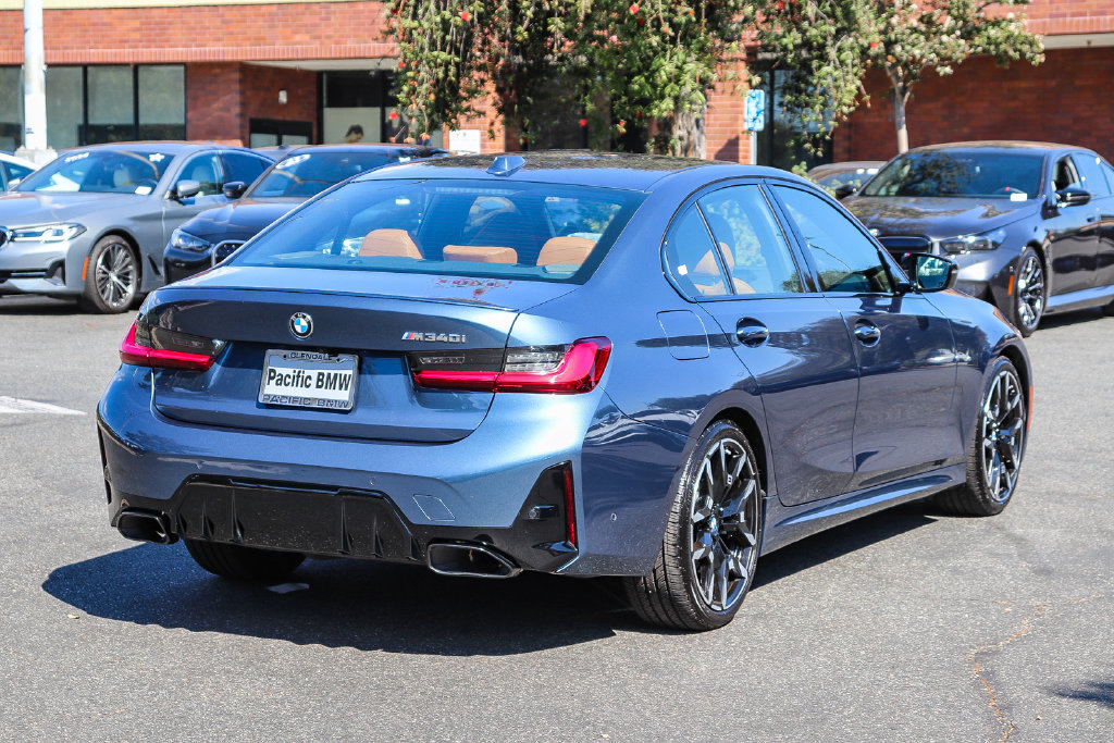 Used 2025 BMW M340i RWD image 6