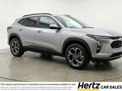 Used 2025 Chevrolet Trax LT w/ LT Convenience Package