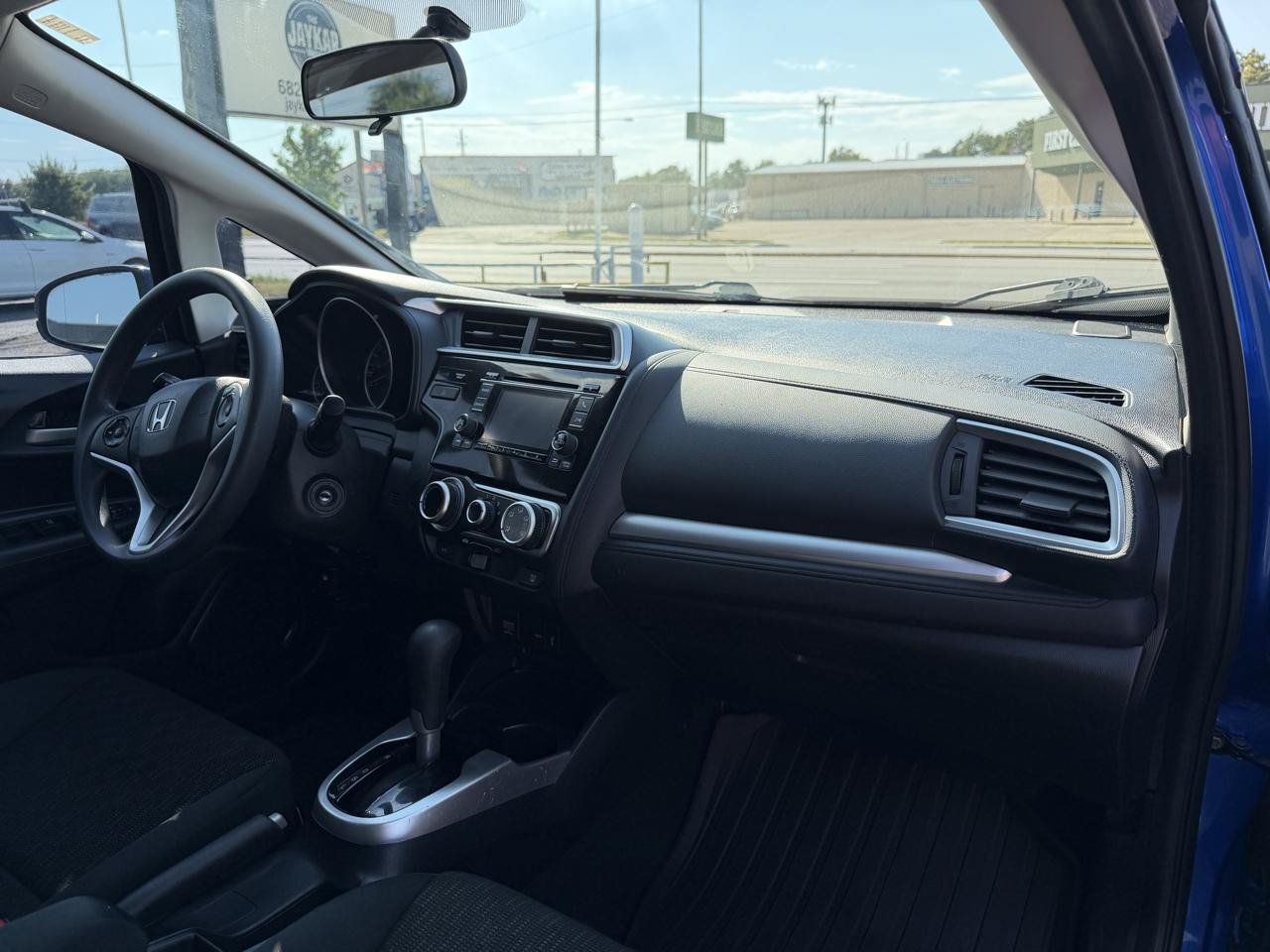 Used 2015 Honda Fit LX image 17