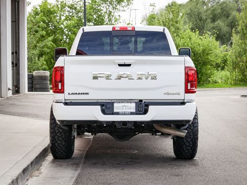 Used 2026 RAM 2500 Laramie AWD/4WD image 4