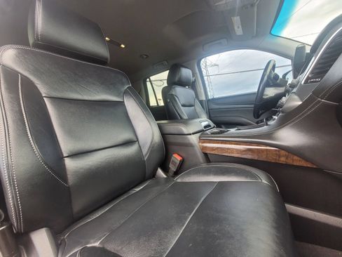 Used 2019 Chevrolet Tahoe LS AWD/4WD image 28