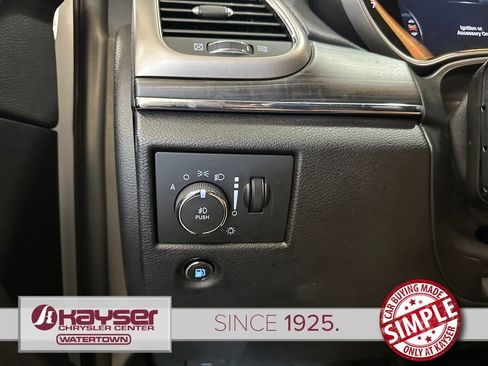 Certified 2022 Jeep Grand Cherokee Limited AWD/4WD image 19