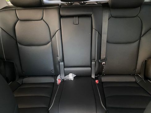 New 2026 Genesis GV70 2.5T Advanced image 18