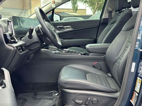 Used 2025 Kia Sportage SX Prestige AWD/4WD image 23