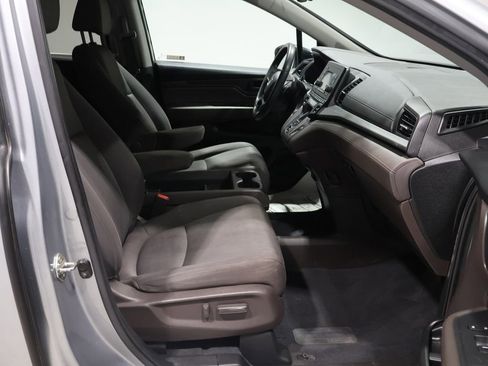 Used 2019 Honda Odyssey LX image 21