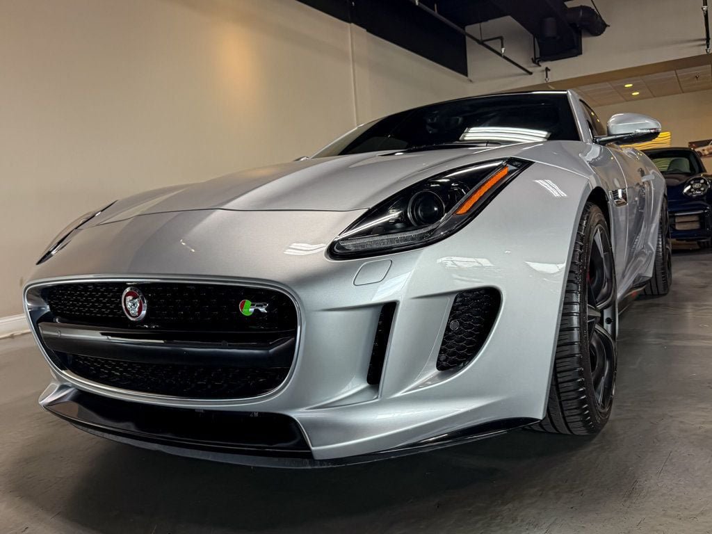 Used 2015 Jaguar F-TYPE R RWD image 57