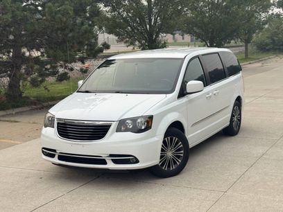 Used 2014 Chrysler Town & Country S
