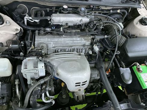 Used 2000 Toyota Camry CE image 29