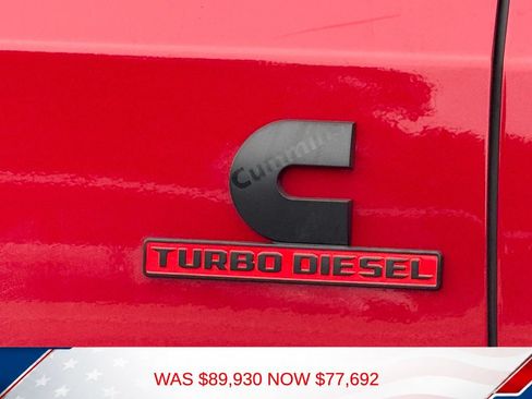 New 2026 RAM 2500 Laramie w/ Night Edition AWD/4WD image 8
