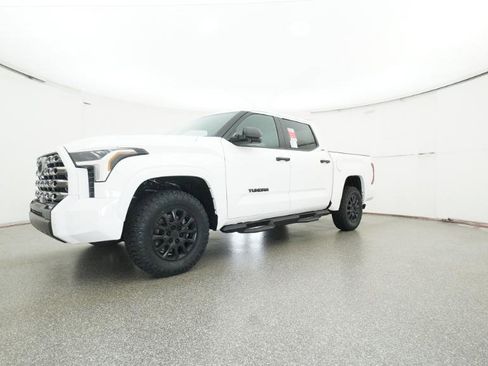New 2026 Toyota Tundra SR5 AWD/4WD image 20