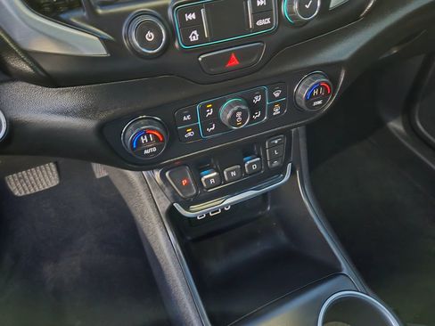 Used 2020 GMC Terrain SLT image 43