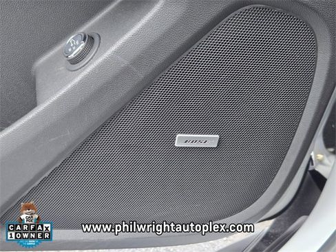 Used 2021 Chevrolet Traverse RS w/ LPO, 'HIT The Road' Package image 35