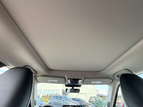 New 2026 Mitsubishi Outlander SE FWD image 18