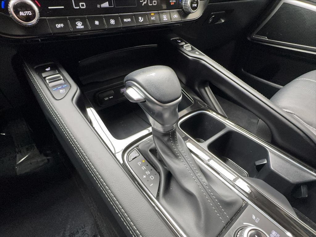 Used 2024 Kia Telluride EX w/ EX Captain's Chair Package AWD/4WD image 52