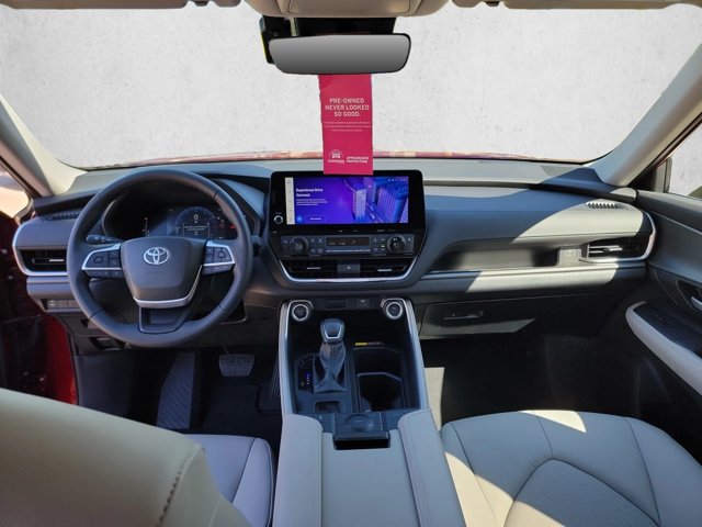 Used 2026 Toyota Grand Highlander FWD image 20