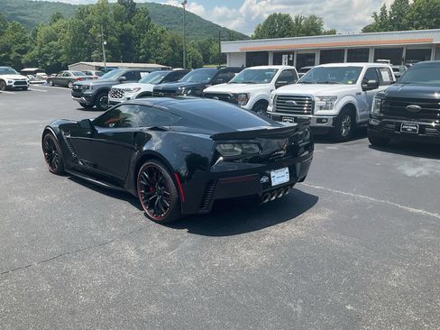 Used 2018 Chevrolet Corvette Z06 RWD image 7