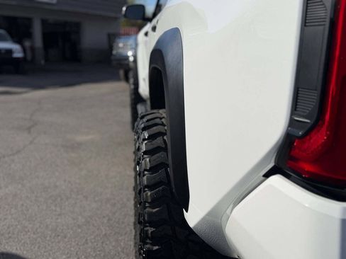 Used 2024 Toyota Tacoma TRD Off-Road w/ TRD Off Road Upgrade Package image 97