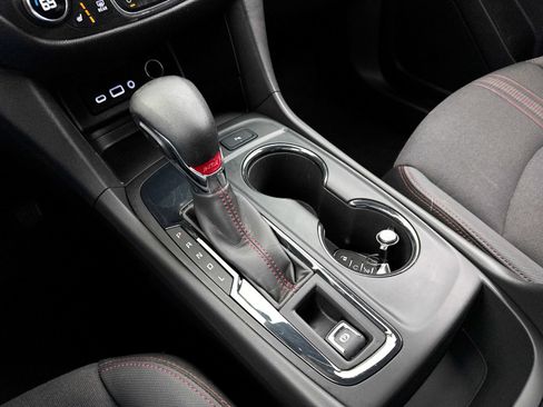 Used 2024 Chevrolet Equinox RS FWD image 26