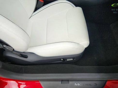 Used 2025 Tesla Model 3 Performance AWD/4WD image 22