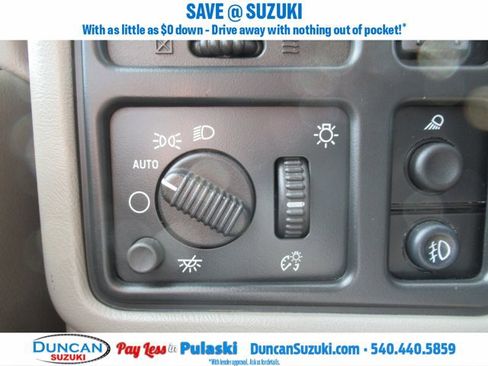 Used 2005 GMC Sierra 2500 SLT w/ Heavy-Duty Power Package image 16